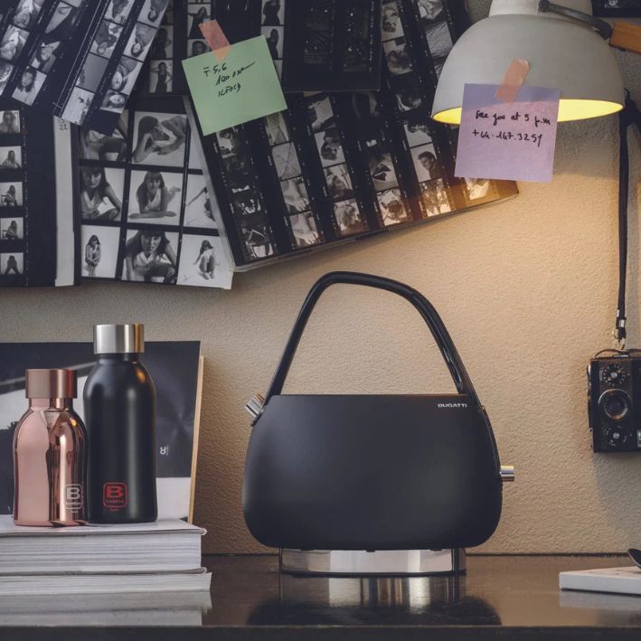 Bugatti Jackie Designer Kettle Black – PIZZUTO