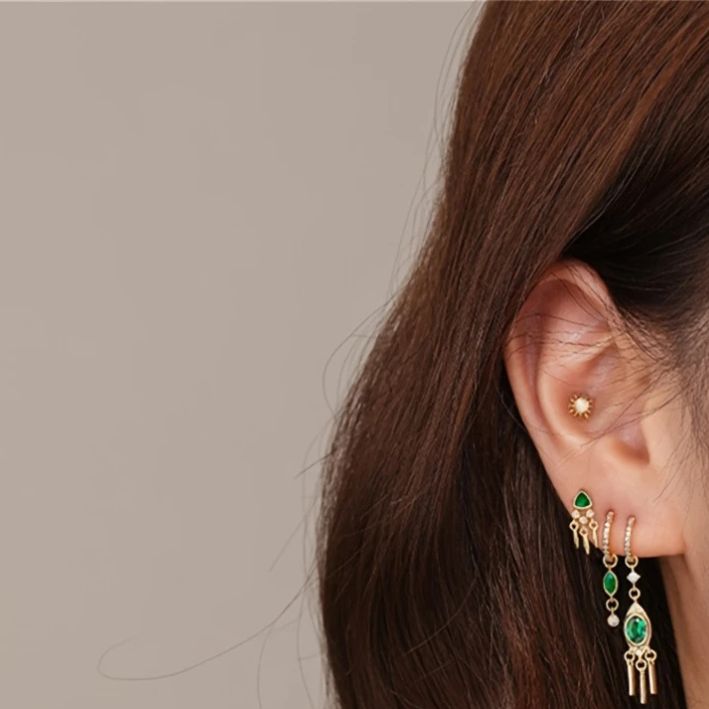 Star Studded Earrings - Gold